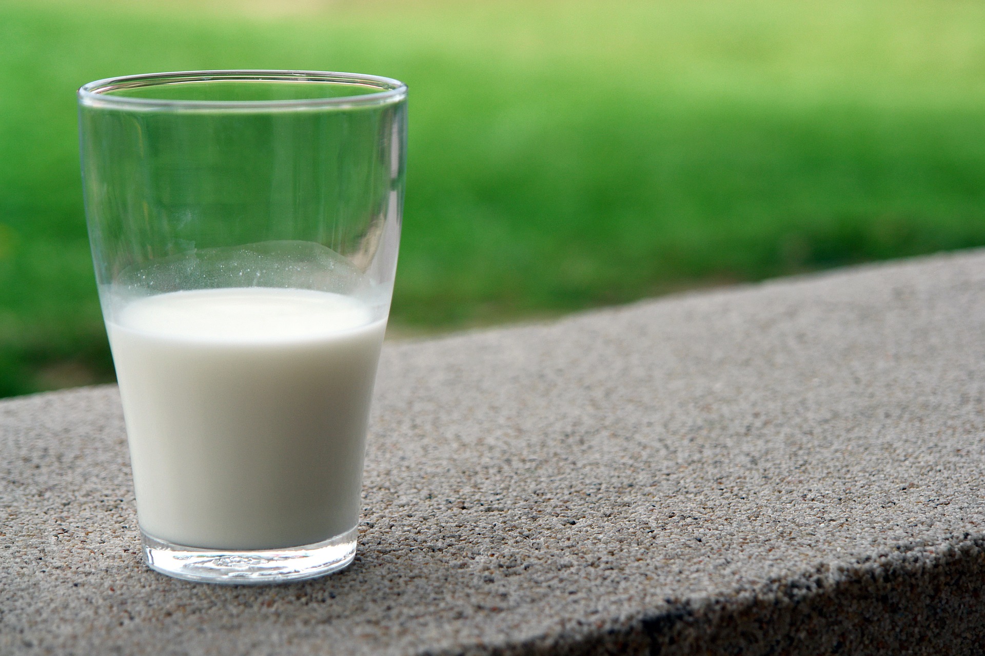 Those who suffer from these strange symptoms ask themselves if they are lactose intolerant